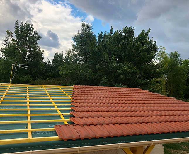 Entretien de toiture à Montfermeil (93370) - Les Toitures de Jacques en Seine-Saint-Denis (93)