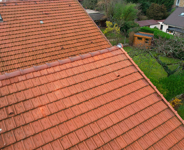 Étanchéité de toiture à Montfermeil (93370) - Les Toitures de Jacques en Seine-Saint-Denis (93)