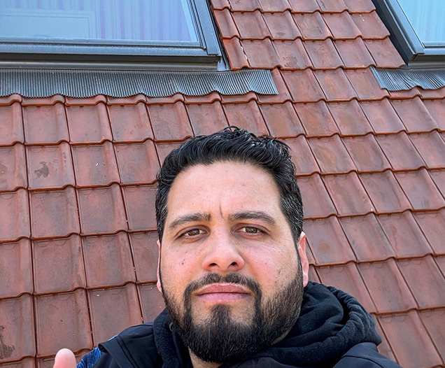 Nettoyage de tuiles à Montfermeil (93370) - Les Toitures de Jacques en Seine-Saint-Denis (93)